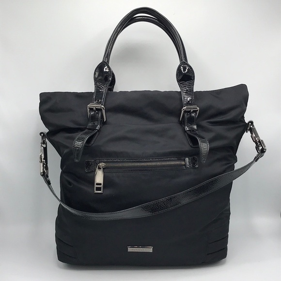 Burberry Handbags - CLEARANCE🎉 Authentic Rare Burberry Black Tote Bag